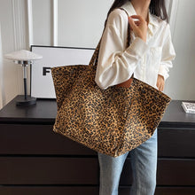 Load image into Gallery viewer, Oversized Leopard Prints Shoulder Bags For Women Deformable Canvas Large Capacity Shopping Totes 2023 Winter New Luxury Handbags
